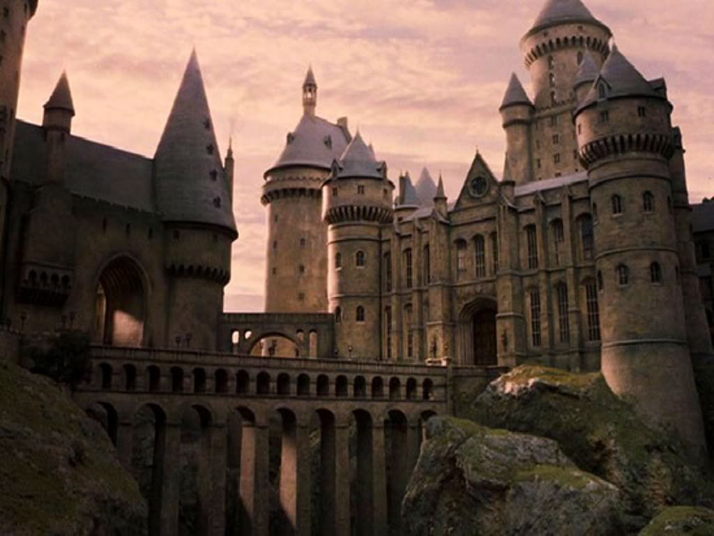 Sur les traces de Harry Potter : découvrez les lieux du tournage – A livre  ouvert